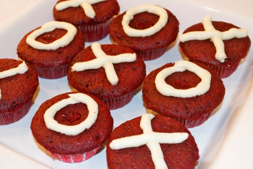 Valentine XO Cupcakes